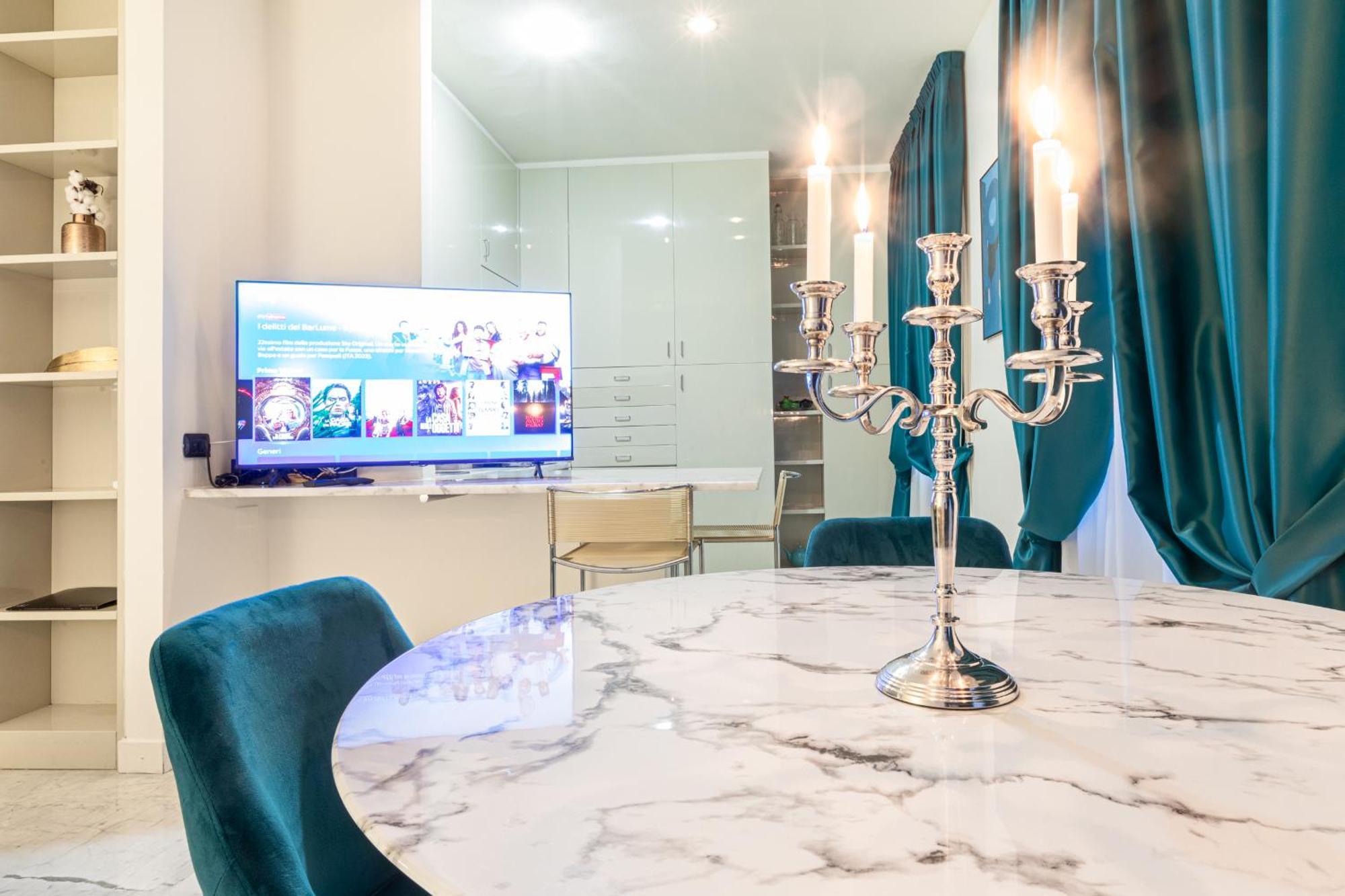 Monte Napoleone Split-Level Terrace Apartment - Top Collection ミラノ エクステリア 写真
