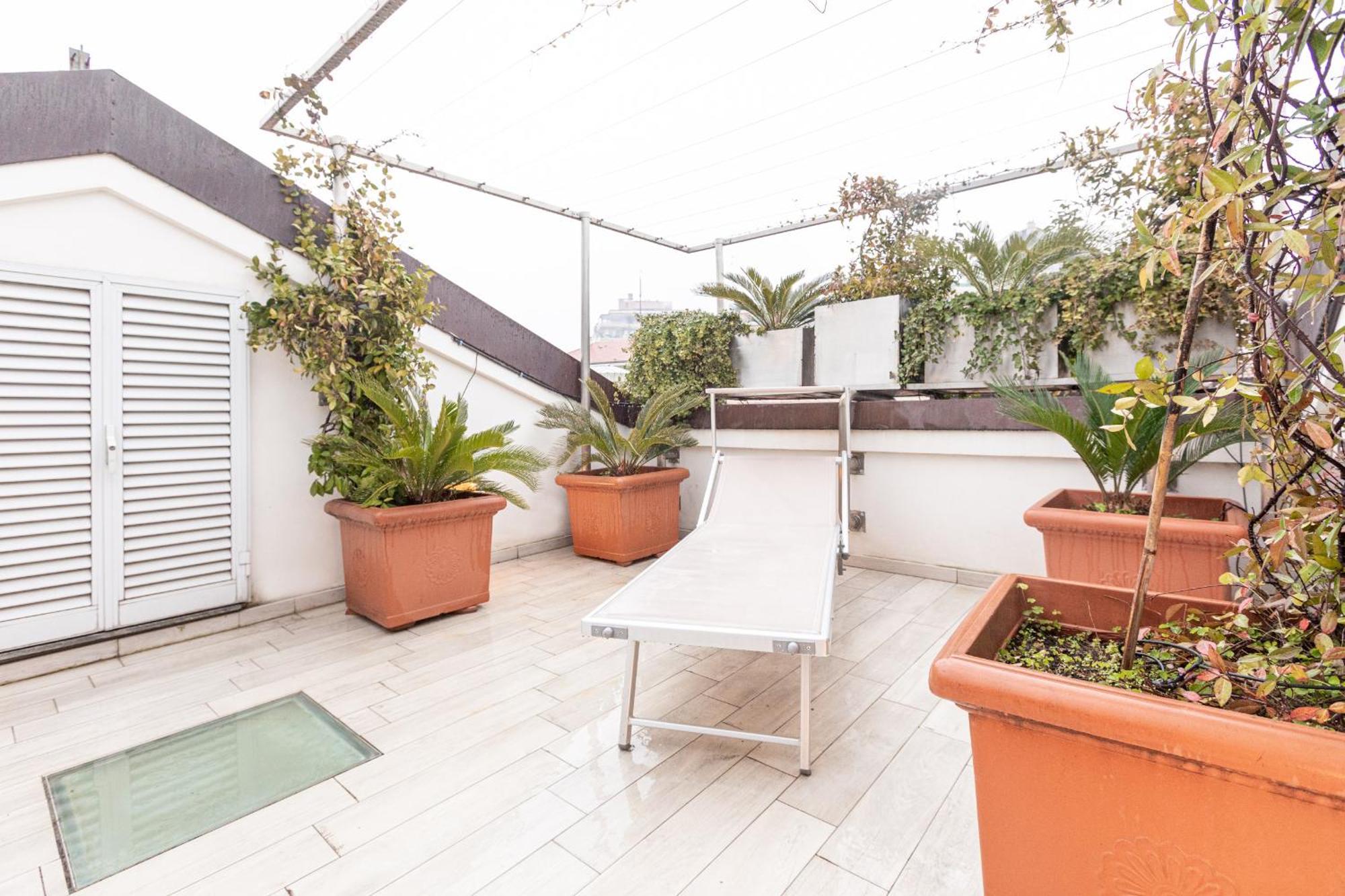 Monte Napoleone Split-Level Terrace Apartment - Top Collection ミラノ エクステリア 写真