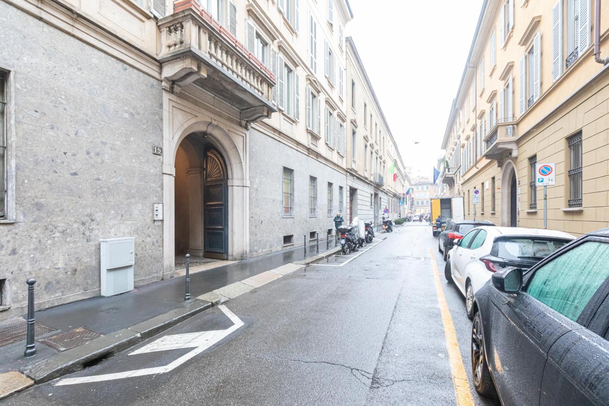 Monte Napoleone Split-Level Terrace Apartment - Top Collection ミラノ エクステリア 写真